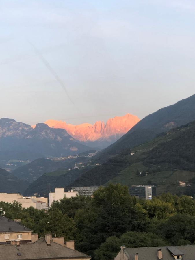 Casa Vittoria - Siegeshaus Lägenhet Bolzano Exteriör bild